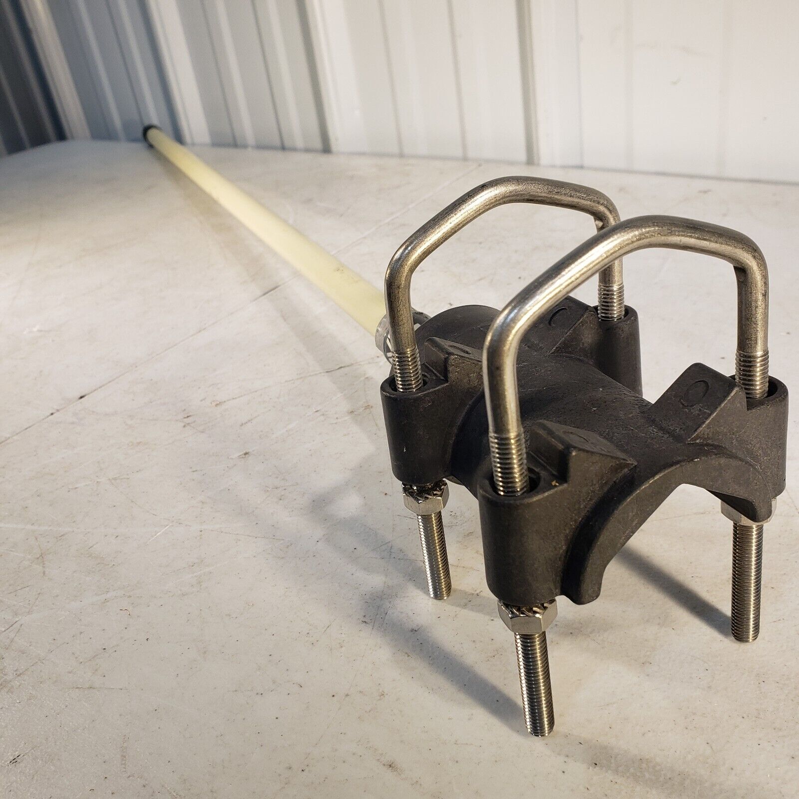 CelWave RFS 449471 MHz Unity Gain Fiberglass Omni Directional Antenna