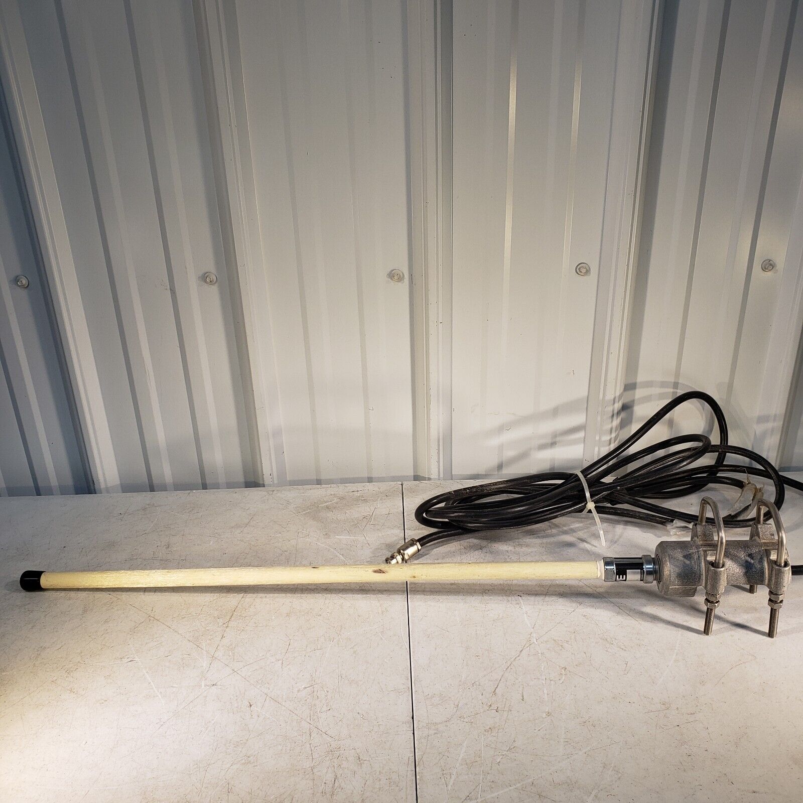 CelWave RFS 449471 MHz Unity Gain Fiberglass Omni Directional Antenna