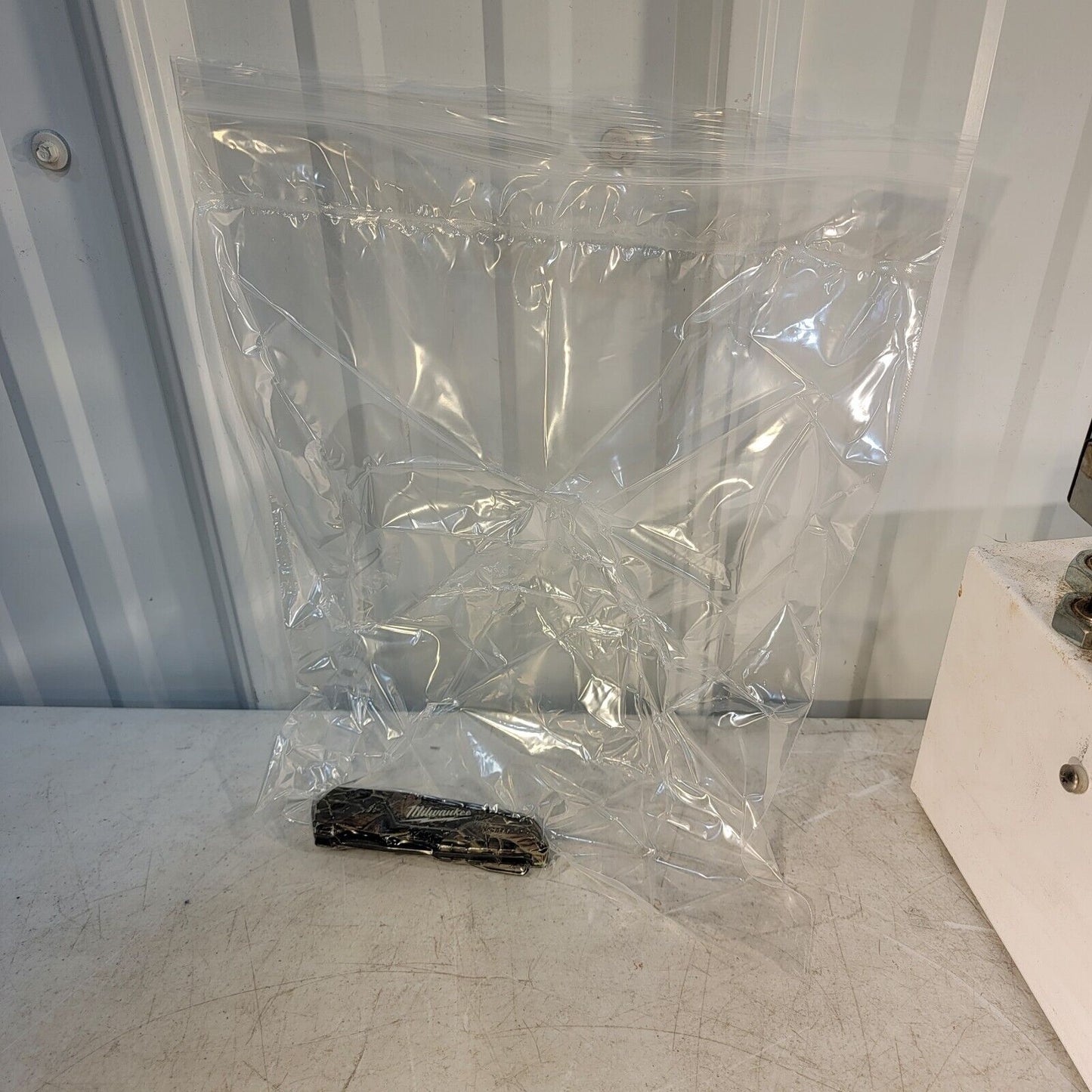 ULINE H-1075 120V 10A Vacuum 20" Bag Sealer - Tested Works