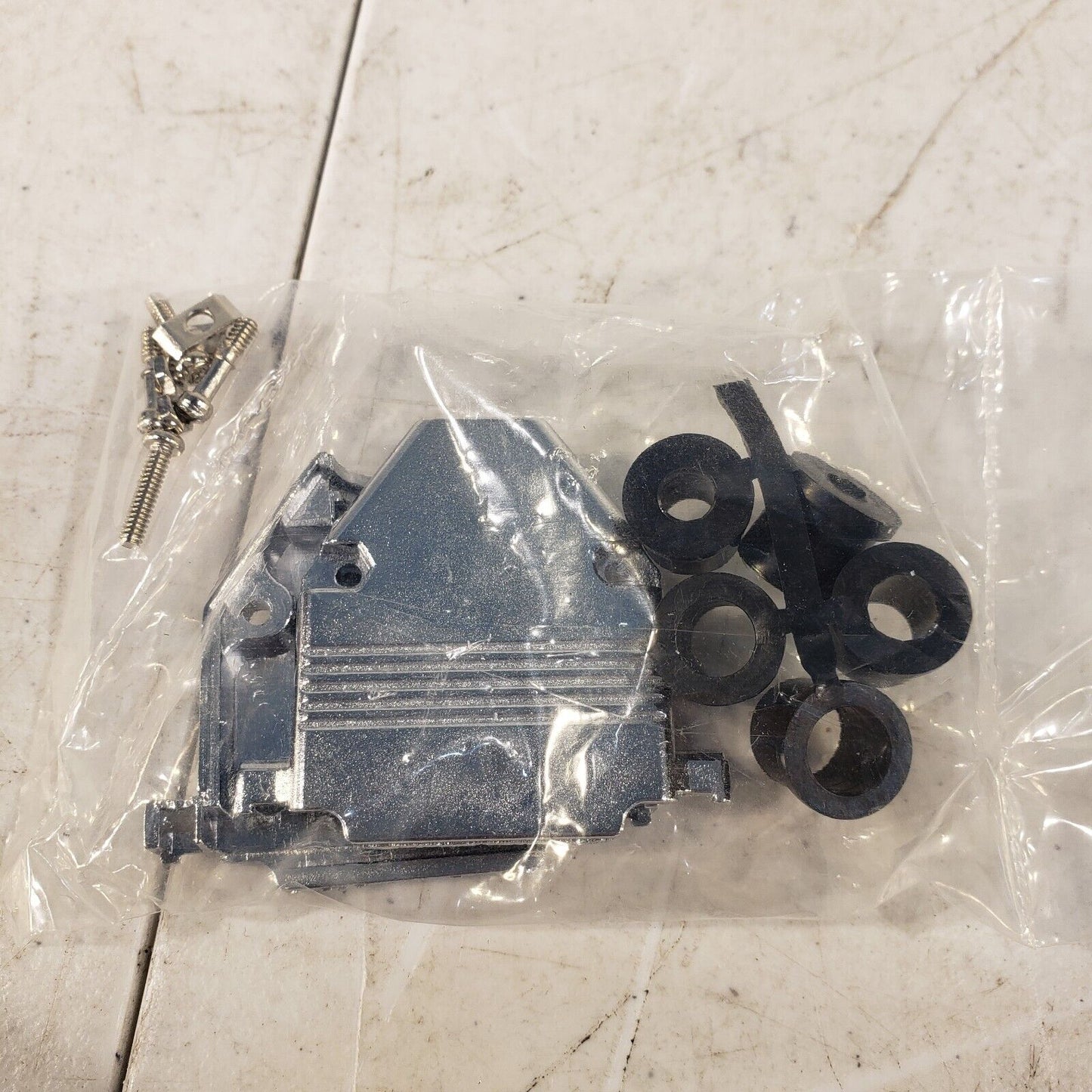 25 Pin D-Sub Metal Hood For 25 Pin D-Sub Connector