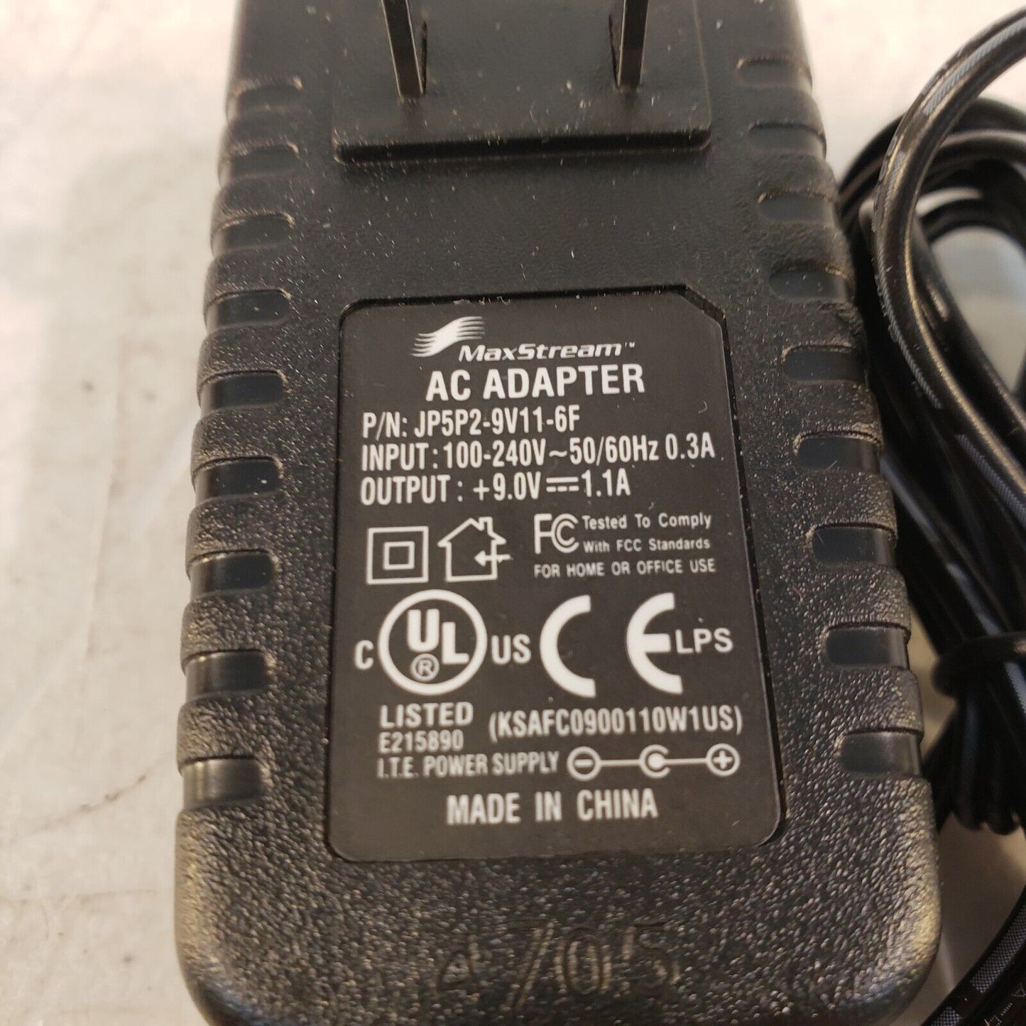 Max Stream JP5P2-9V11-6F AC Adapter 9VDC, 1.1A Output, Barrel Connector