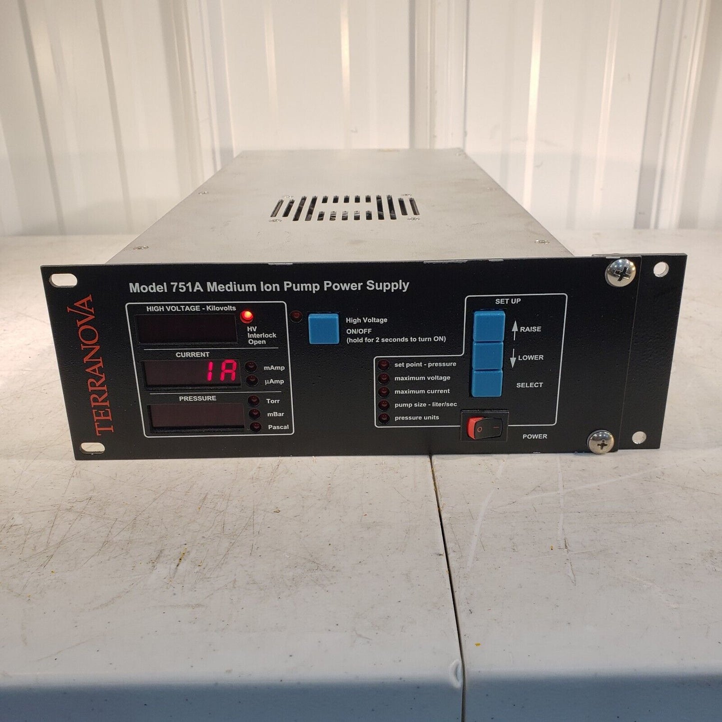 Terranova 751A Medium Ion Pump Power Supply 100-240VAC, 50-60Hz, 100VA