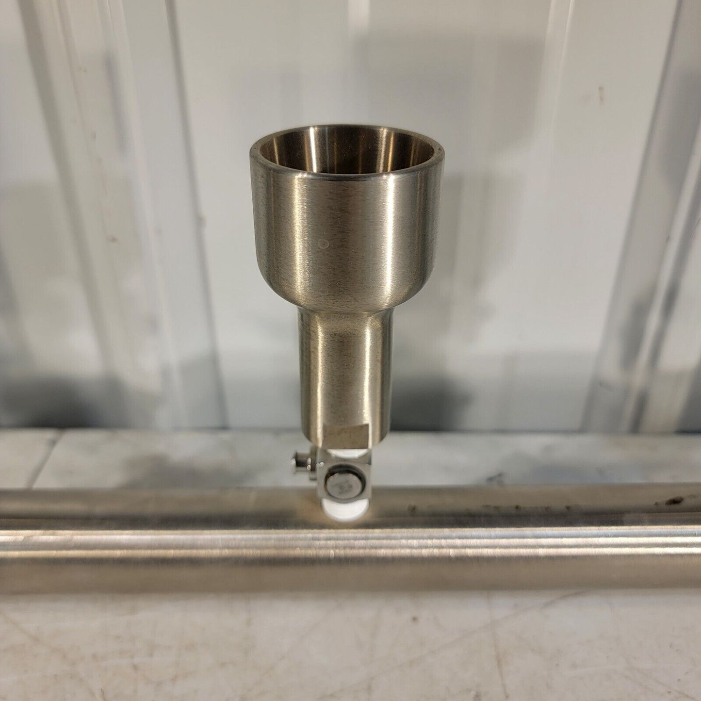 Thomas 353330 Stainless Steel Vacuum Manifold 3-Way Valve 6-Place Cup 8 8b Stop