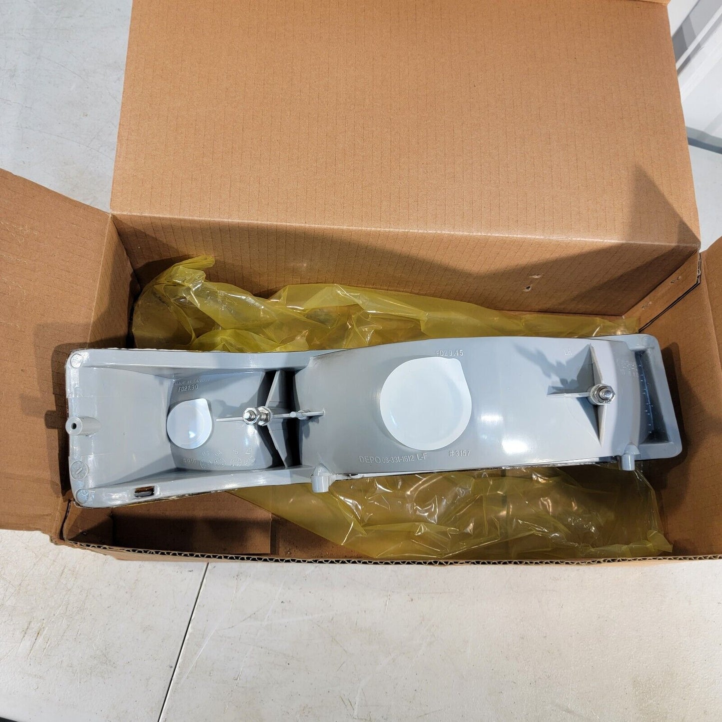 DEPO 08-331-1612 L-F Front Light Assembly LH 6801584
