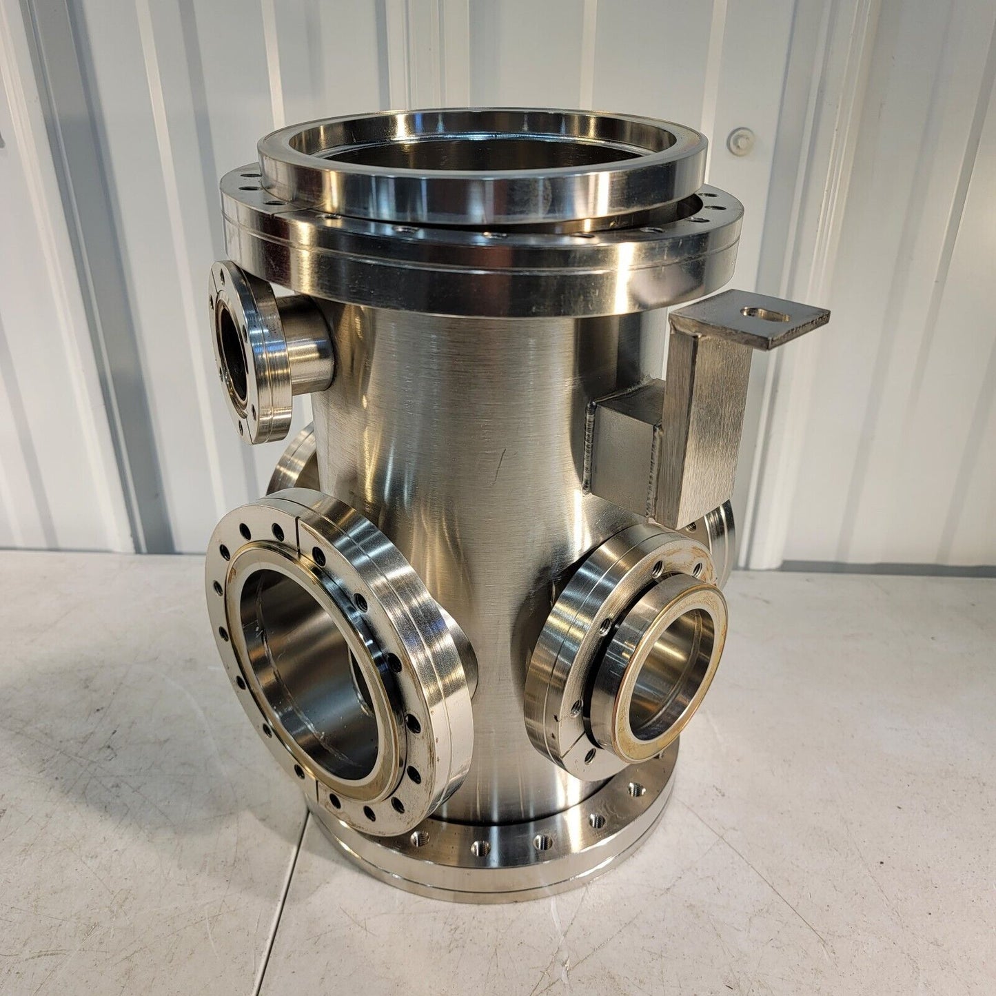 UHV 304 Stainless Steel Vacuum Chamber w 6 Conflat Flange Ports Varian 8" 6" 4.5