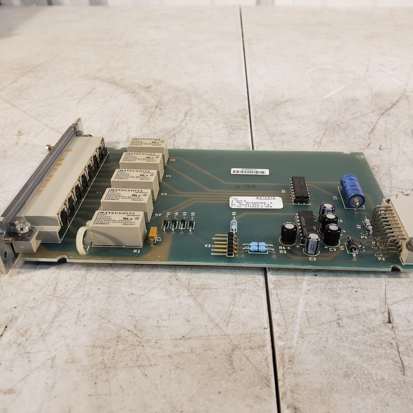 Balzers IF 300 B IF300B Module For TPG 300 Vacuum Gauge Controller, High Vacuum