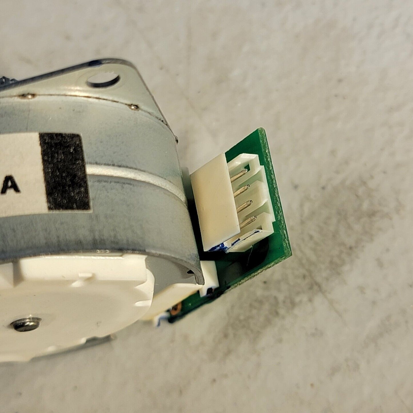 Minebea RBZ3 D1496318C Stepper Motor Replacement Part for RICOH Copier