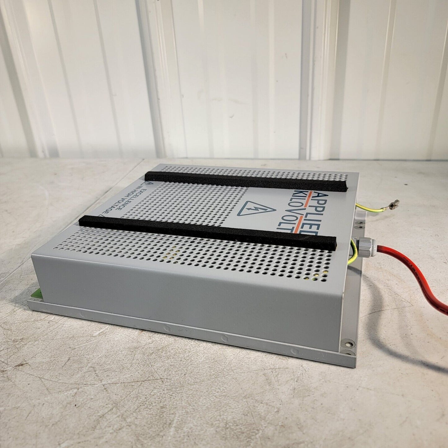 Applied KiloVolts HP030RZZ251 +/- 30kV Power Supply Source High Voltage