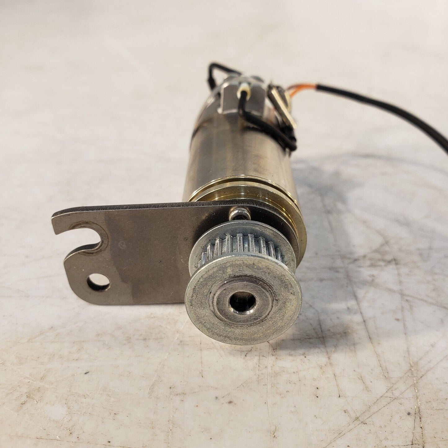 Faulhaber 042105 344 Minimotor Swiss Made w/ Belt Drive Gear