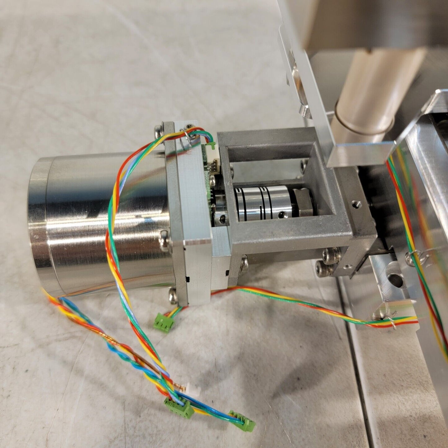 UHV High Vacuum-Friendly XY Linear Stage Stainless Steel Minimal Outgassing