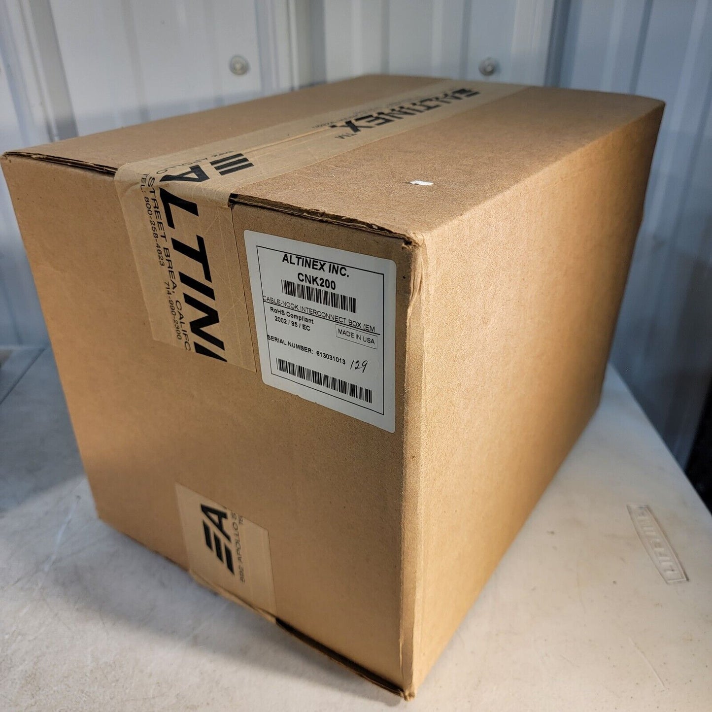 New Altinex CNK200 Cable Nook Modular Tabletop Box w/ Half Moon Lid k135