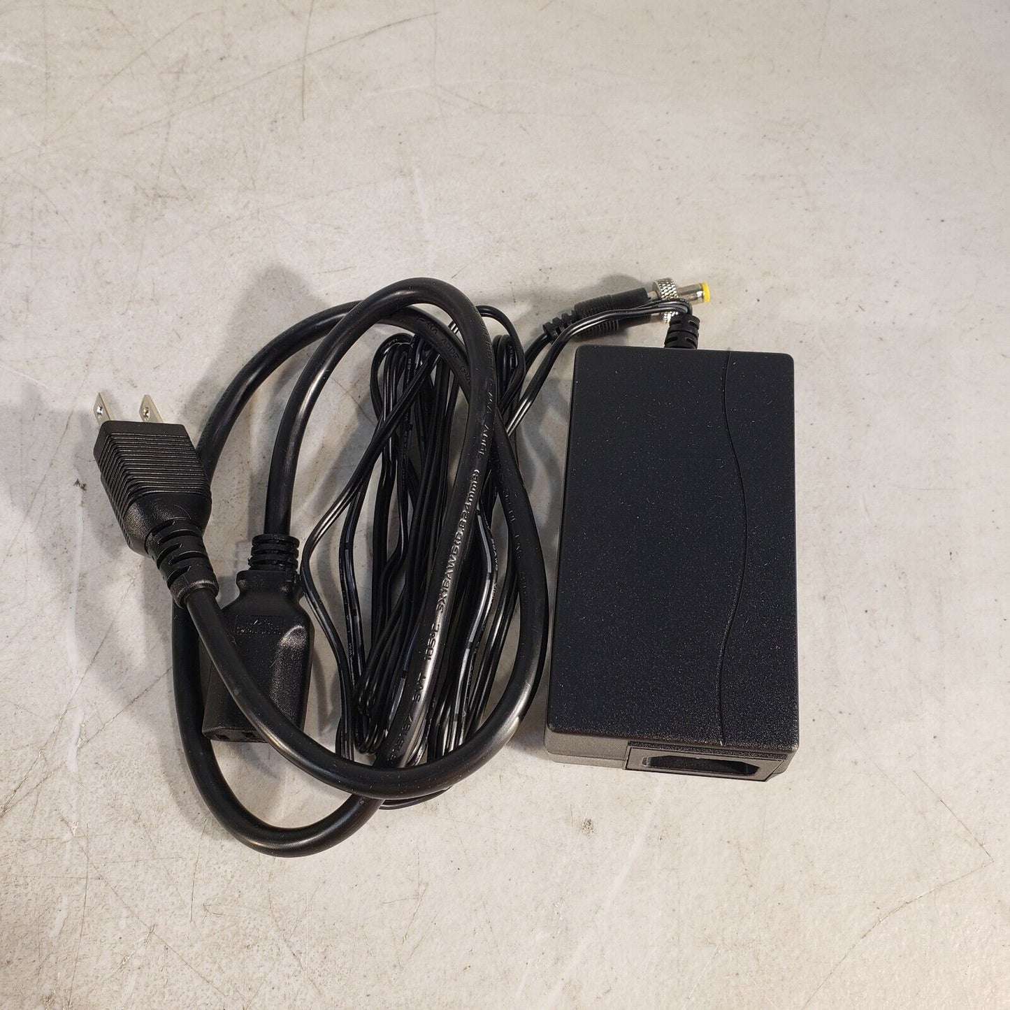 Kramer SID-X1N  HDMI DP DVI VGA Auto switcher cat5 extender TX & RX HD