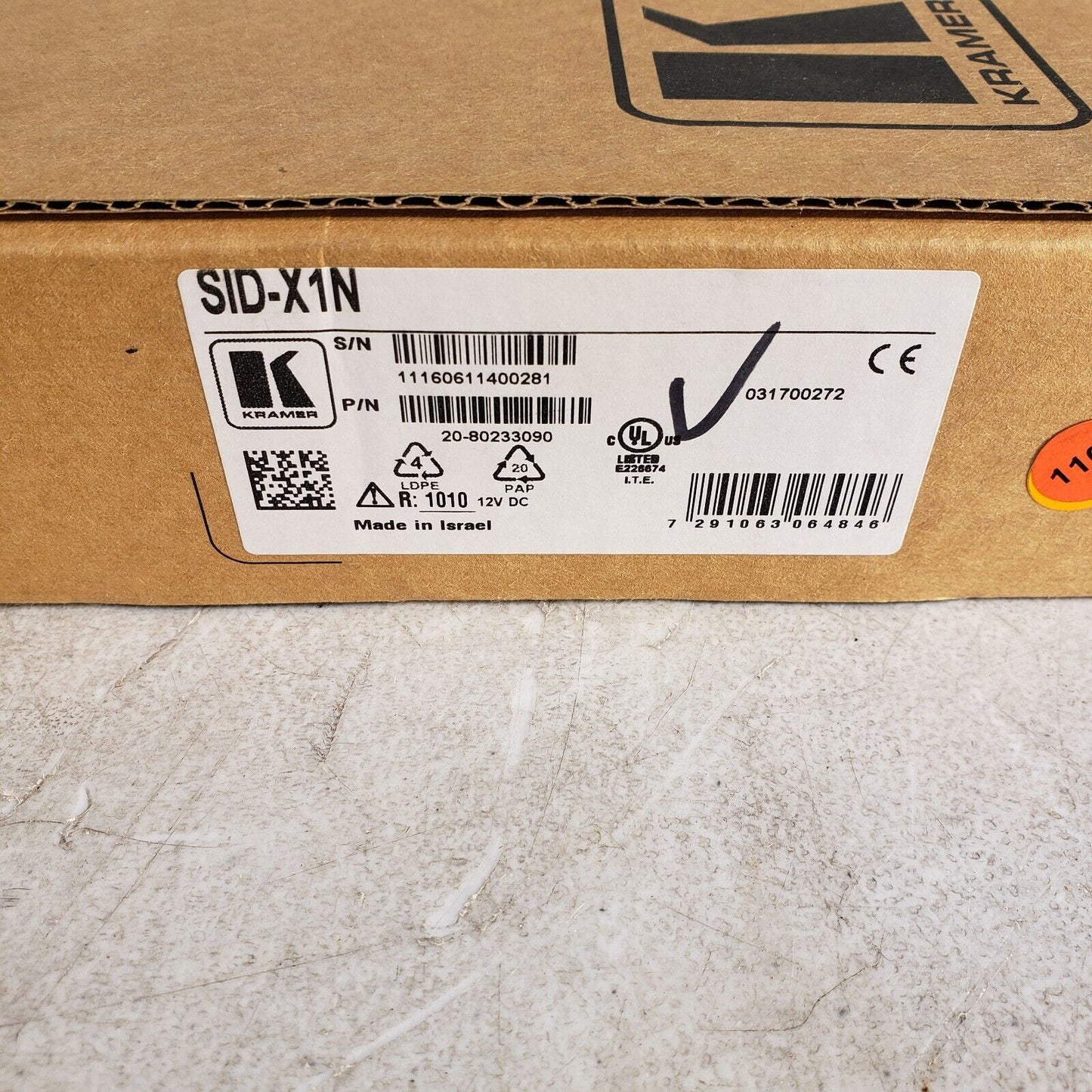 Kramer SID-X1N  HDMI DP DVI VGA Auto switcher cat5 extender TX & RX HD