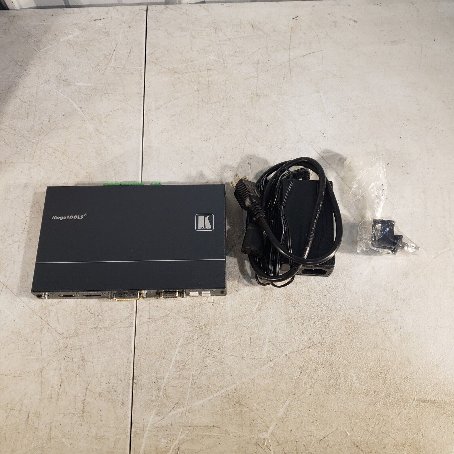 Kramer SID-X1N  HDMI DP DVI VGA Auto switcher cat5 extender TX & RX HD