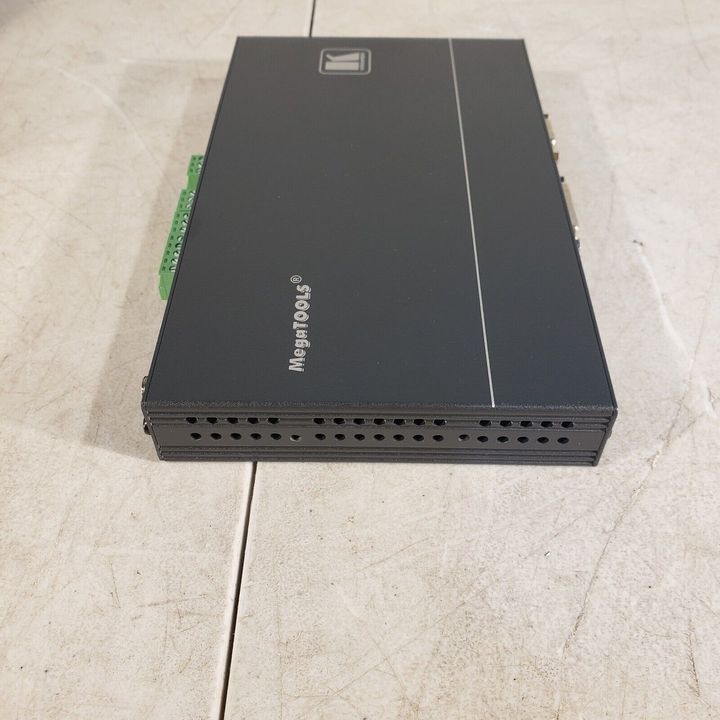 Kramer SID-X1N  HDMI DP DVI VGA Auto switcher cat5 extender TX & RX HD