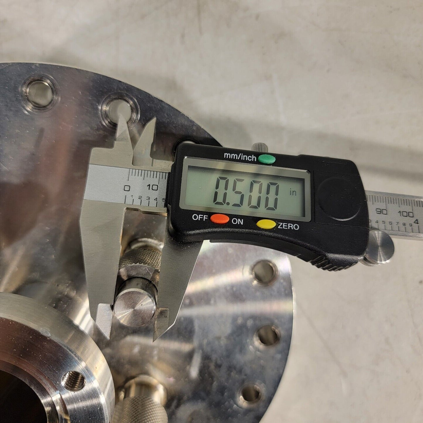 DN160CF 8" CF UHV Flange Adapter Manifold 3x 1.33", 1x 2.75", 4x 1/2" Ultratorr