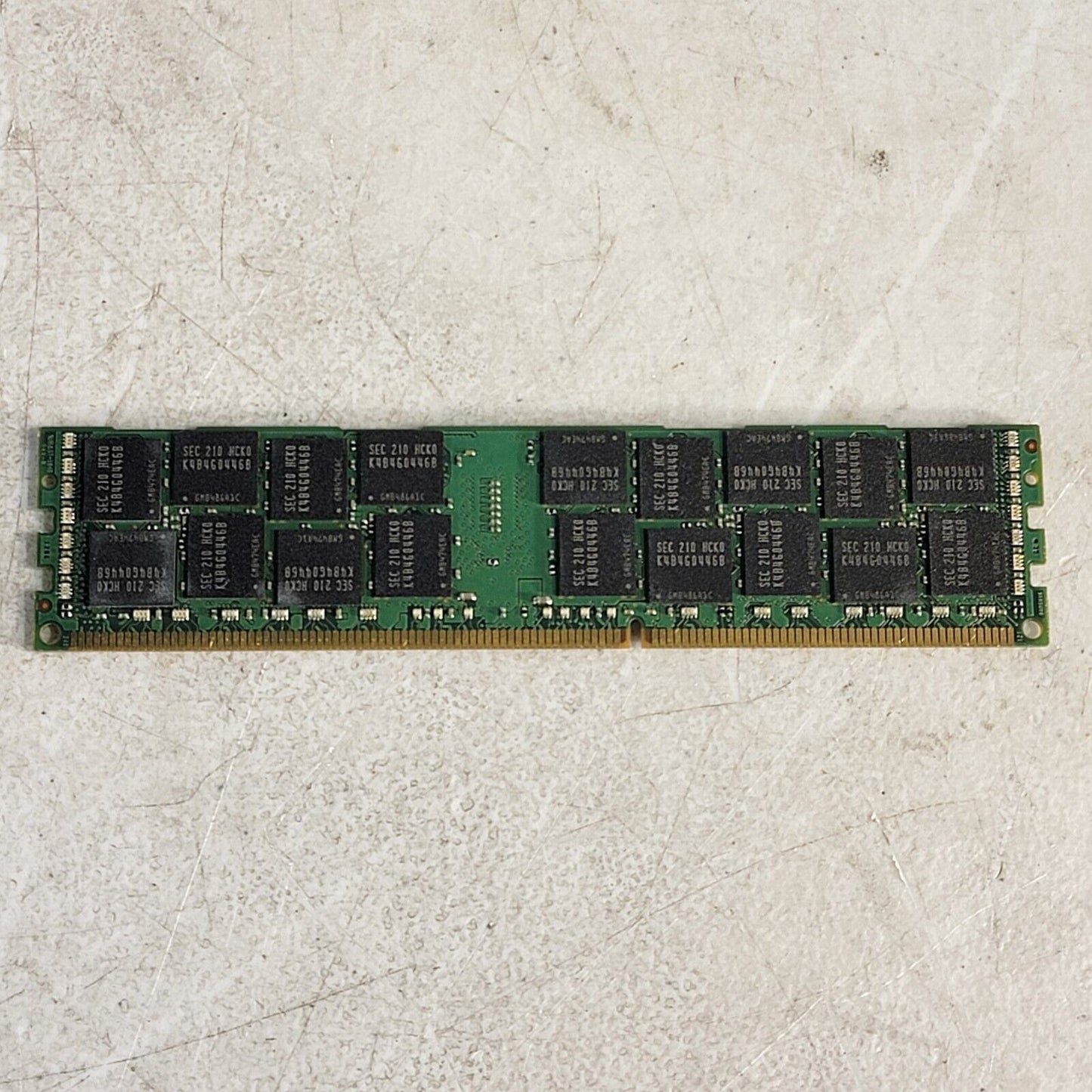 Samsung 16GB 2Rx4 DDR3-1600 PC3-12800R REG ECC 1.5V Memory M393B2G70BH0-CK0