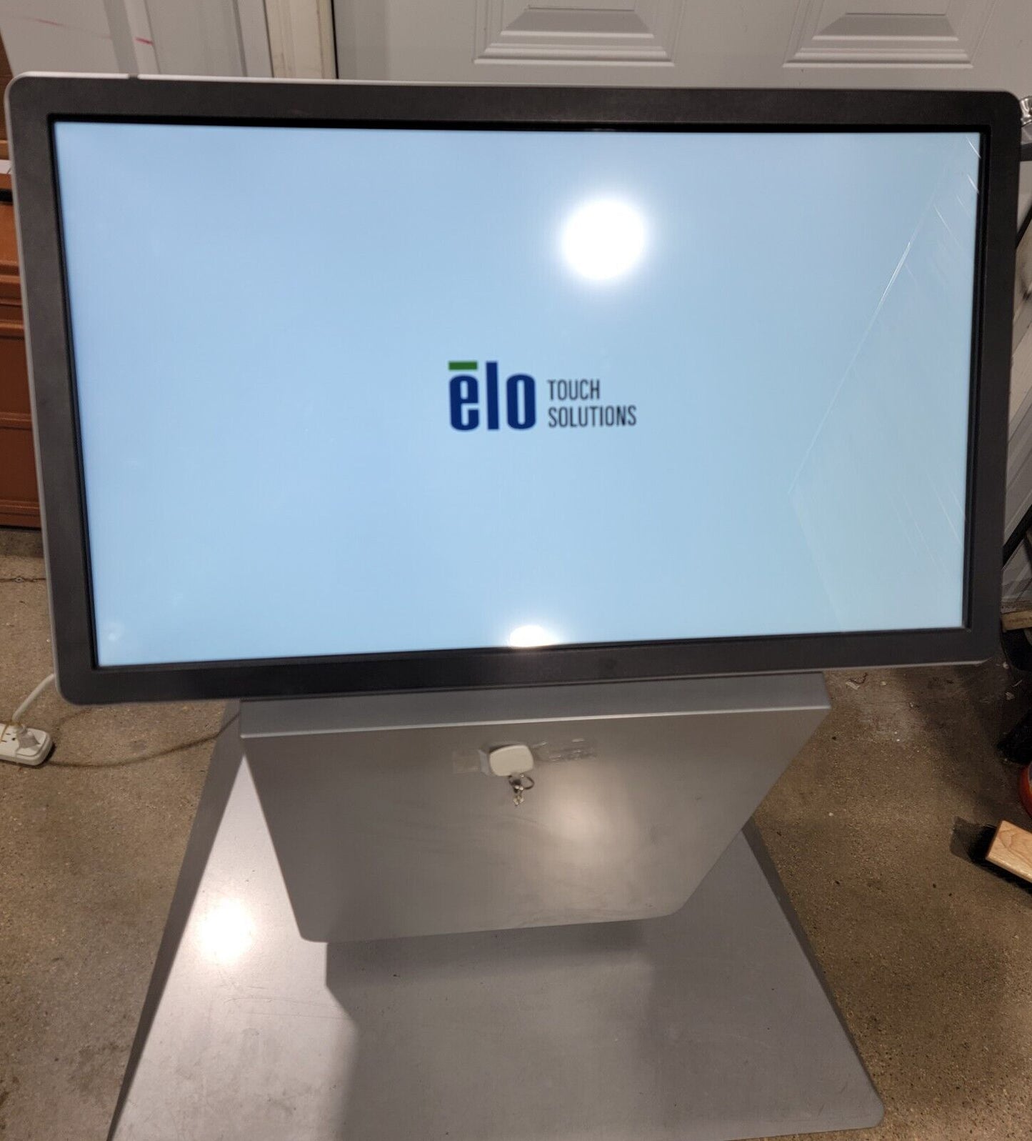 OLEA Kiosk ELO 34" Screen Modular Standalone Interactive Digital Signage w/ Key