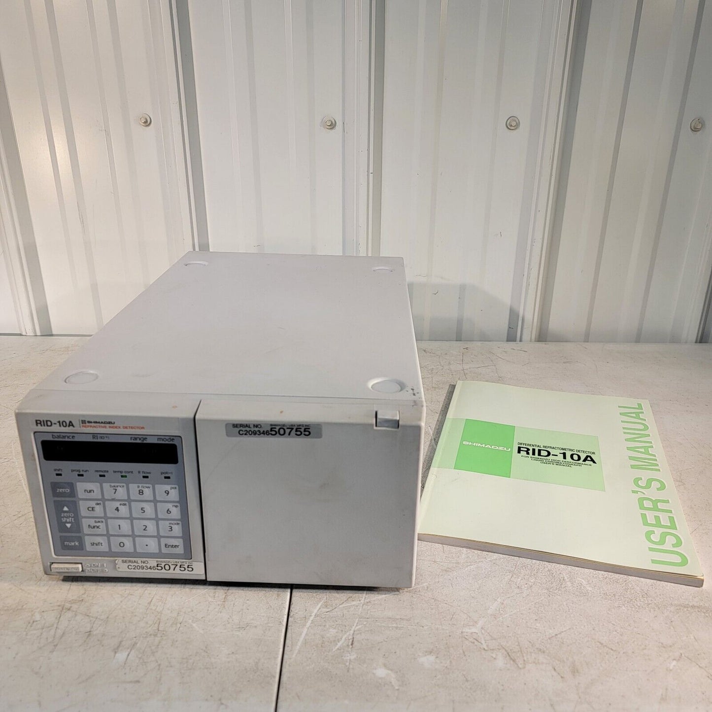 Shimadzu RID-10A Refractive Index Detector 228-45095-32 w/ Manual