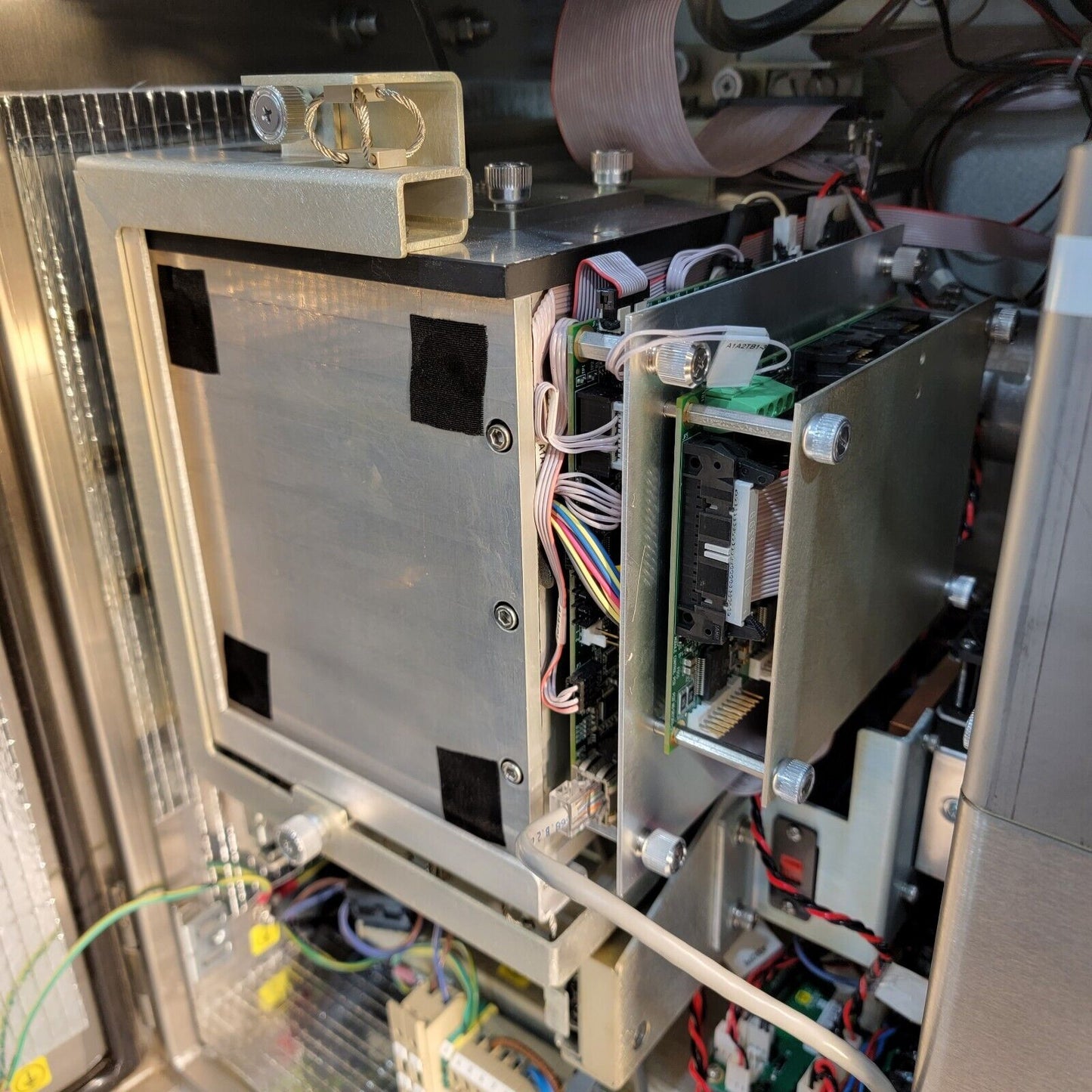 Metrohm Foss XP-2400 XDS NIRS NIR Process Analyzer 60061170 w/ Manual