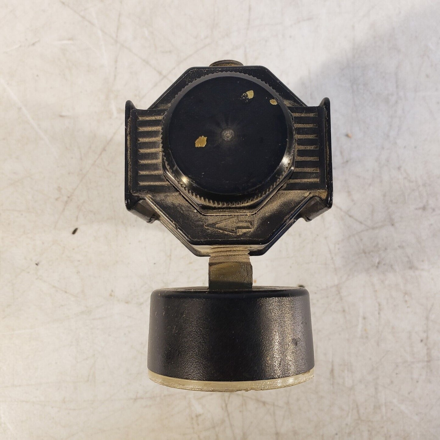 ARO R27241-100 Pneumatic Air Regulator w/ 160 PSI Gauge 1/2" NPT 200 PSI Max