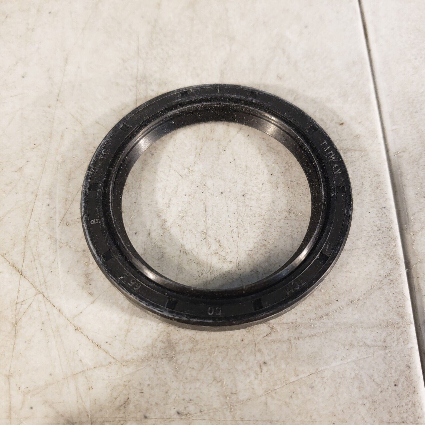 TCM Dichtomatik 19601 Oil Seal 50x65x8TC 750886122647