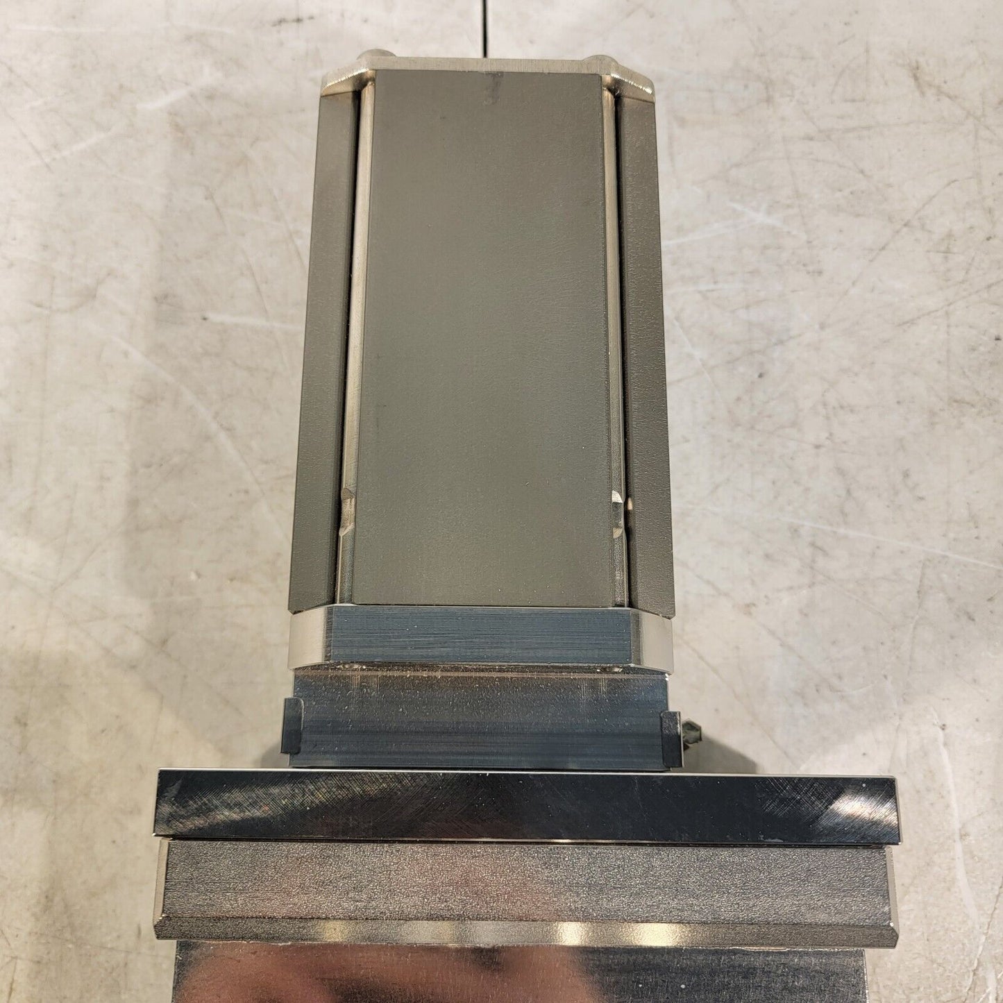VAT Gate Valve DN100CF 6" OD Conflat Flange Pneumatic Valve High Vacuum w/ Purge