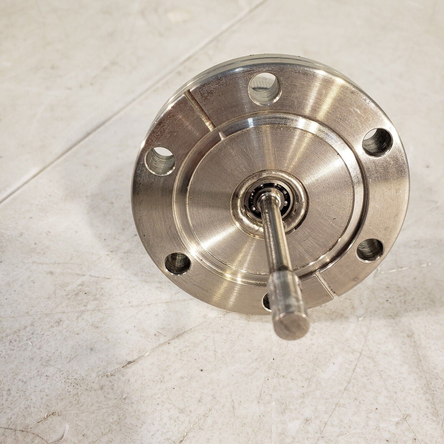 READ - Huntington VF-1160-A DN35CF 2.75" CF Conflat Rotary Feedthrough
