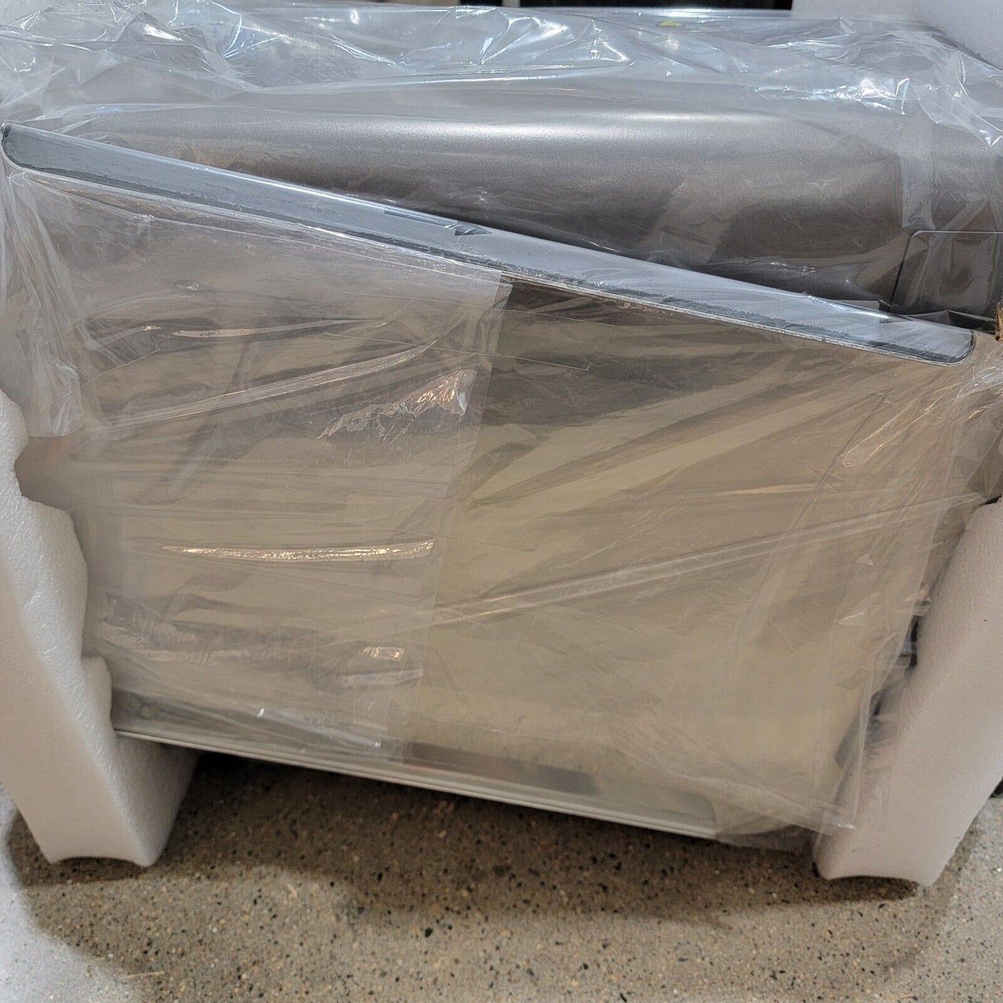 Grant ST18 Water Bath ST18 Stainless Steel Rieber w/ Lid and Acc