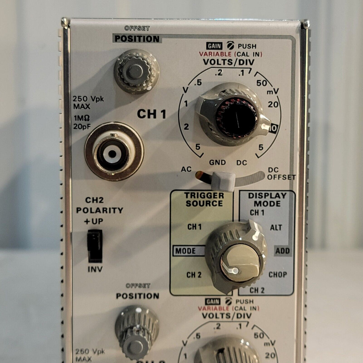 Amplifier Textronics Tektronix 7A18A Dual Trace 75MHz Amplifier Oscilloscope Plug-In Module ...