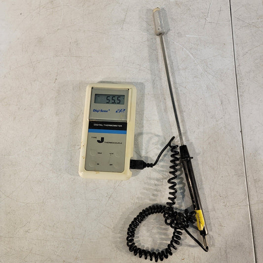Cole-Parmer Digi-Sense Digital Termometer 8528-30 w/ Thermocouple Wand 786-05