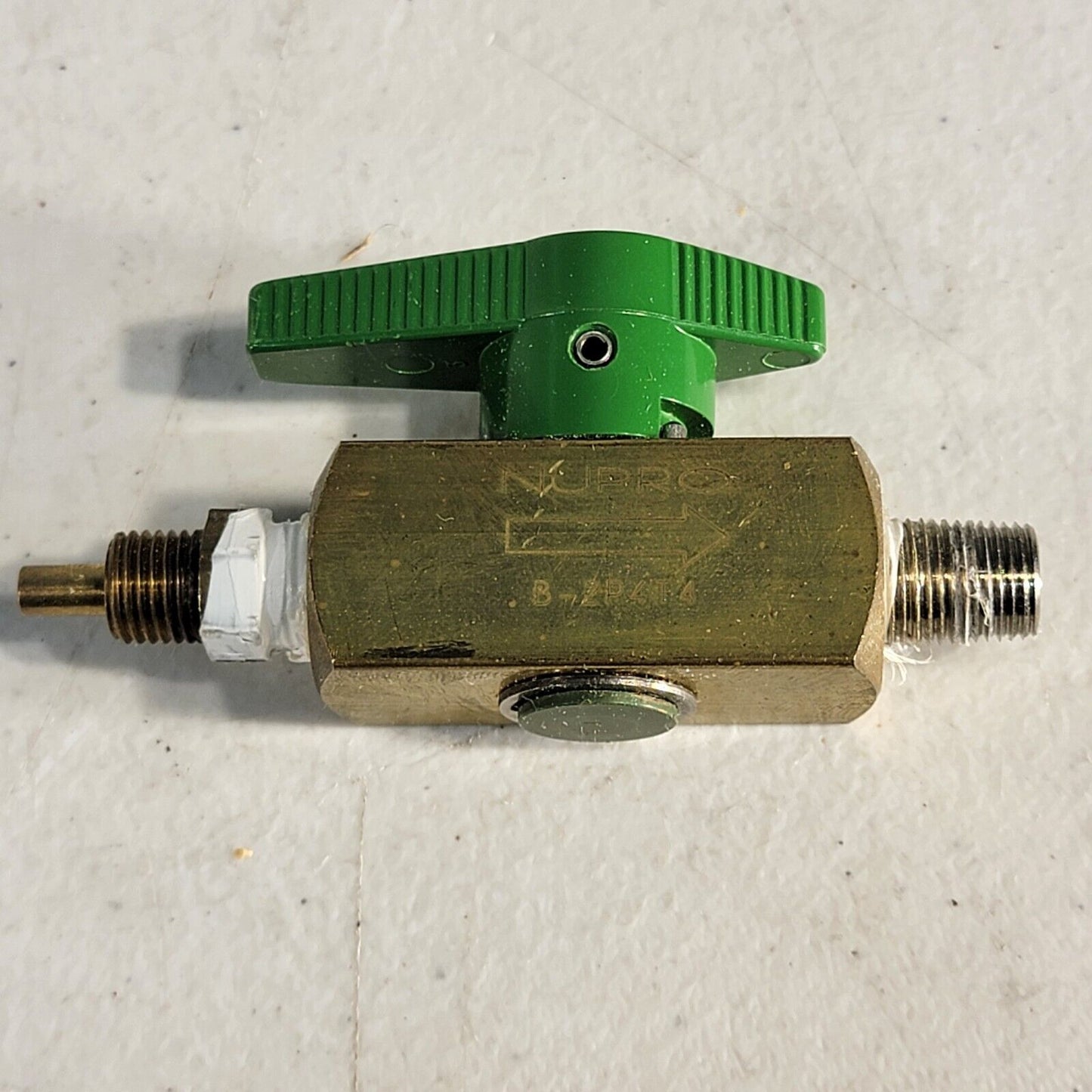 Nupro Swagelok B-2P4T4 1/8" NPT Through 90° Ball Valve