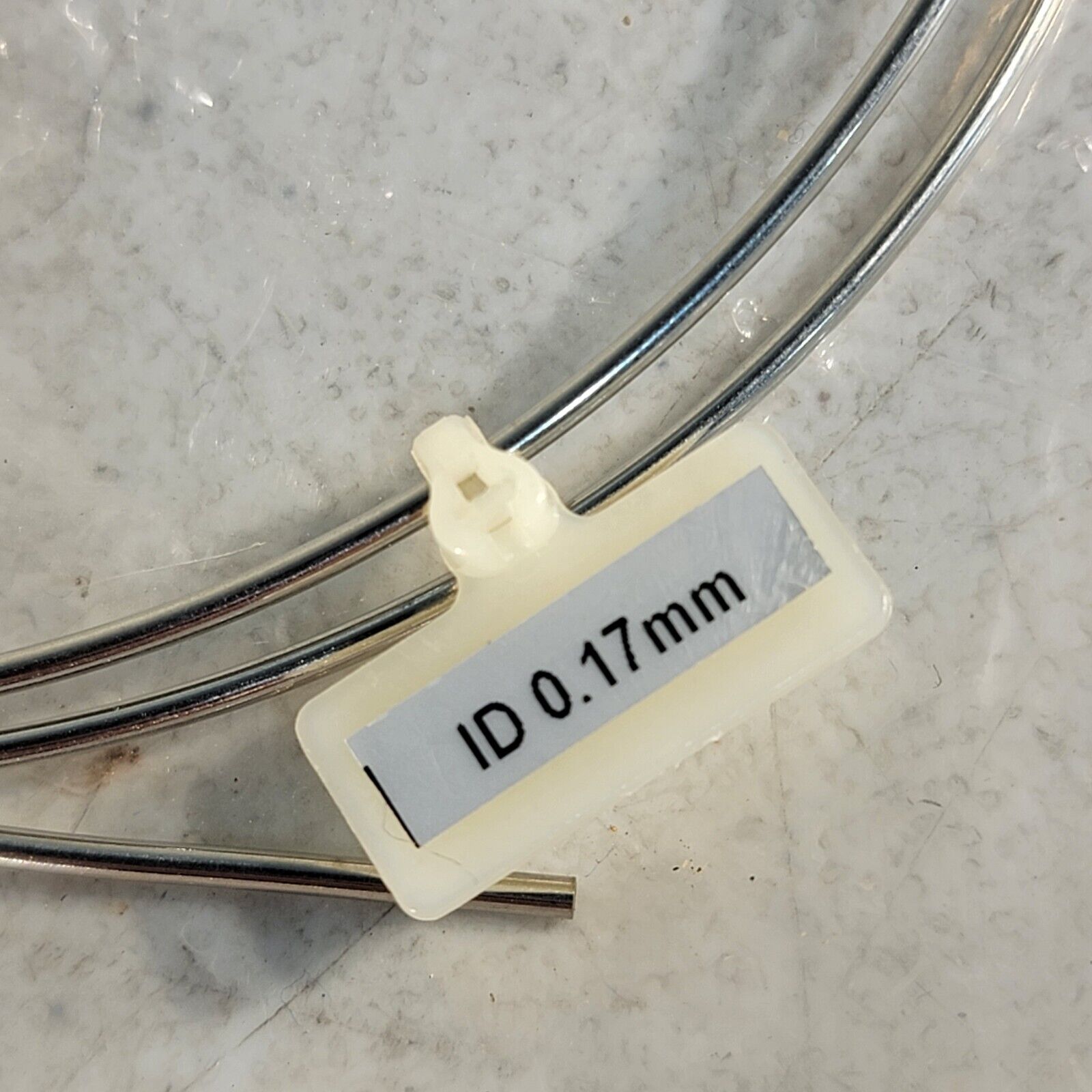 史上最も激安 Pipe SUS 228-46609-94 Shimadzu Tube 1000mm ID 0.17mm HPLC K-POP/アジア