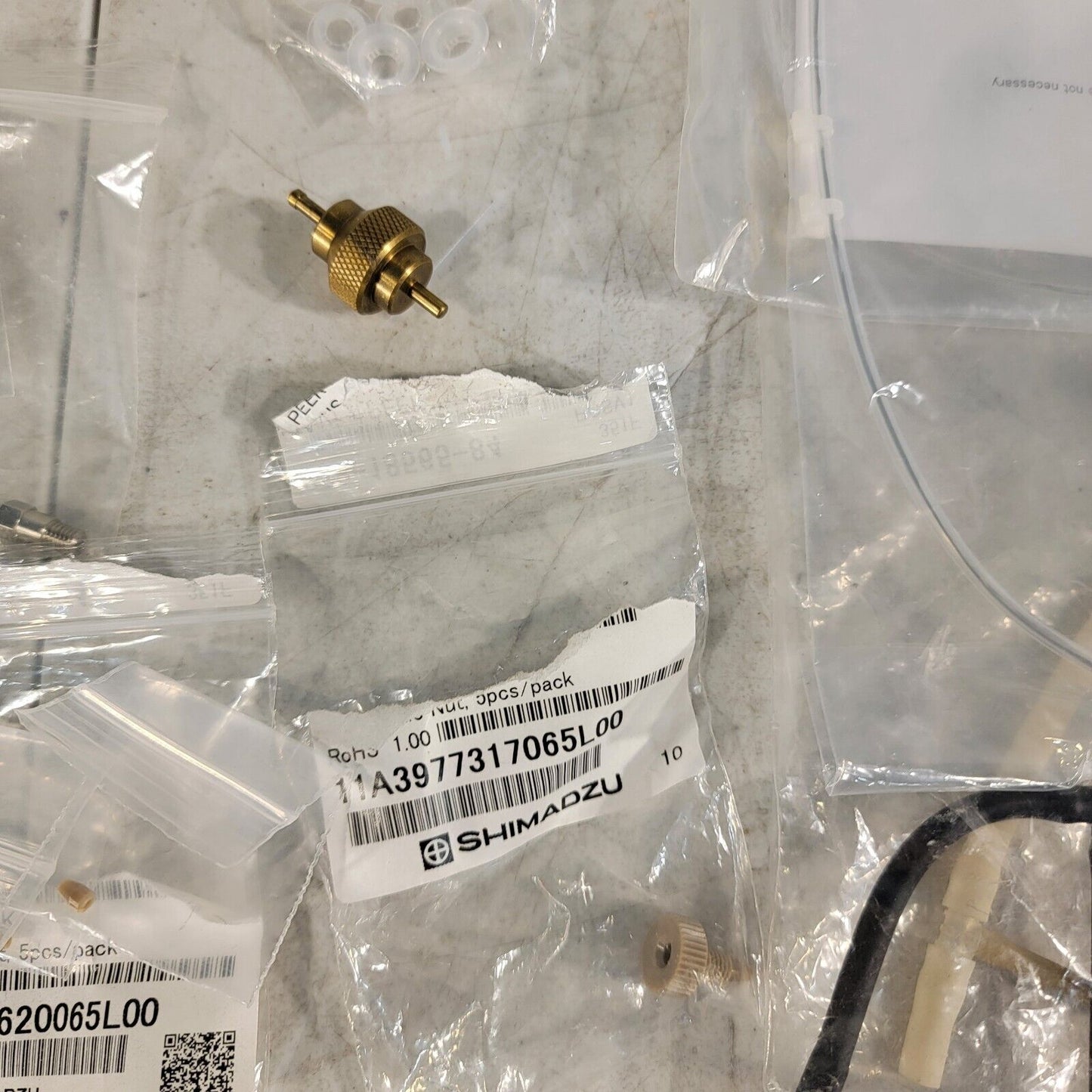 Large Lot Shimadzu Parts Autosampler SIL Tubing Cables HV LP Rotor Seal PEEK Ck