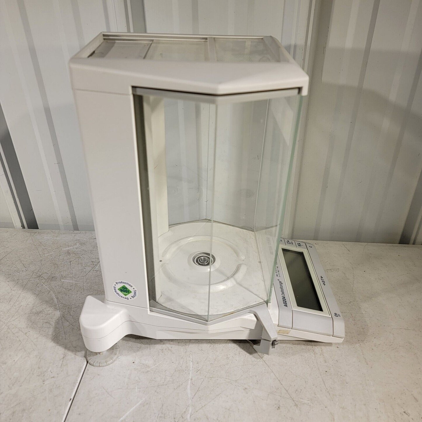 Mettler Toledo AG204 DeltaRange Analytical Balance 61g/210g AG204DR 0.1mg