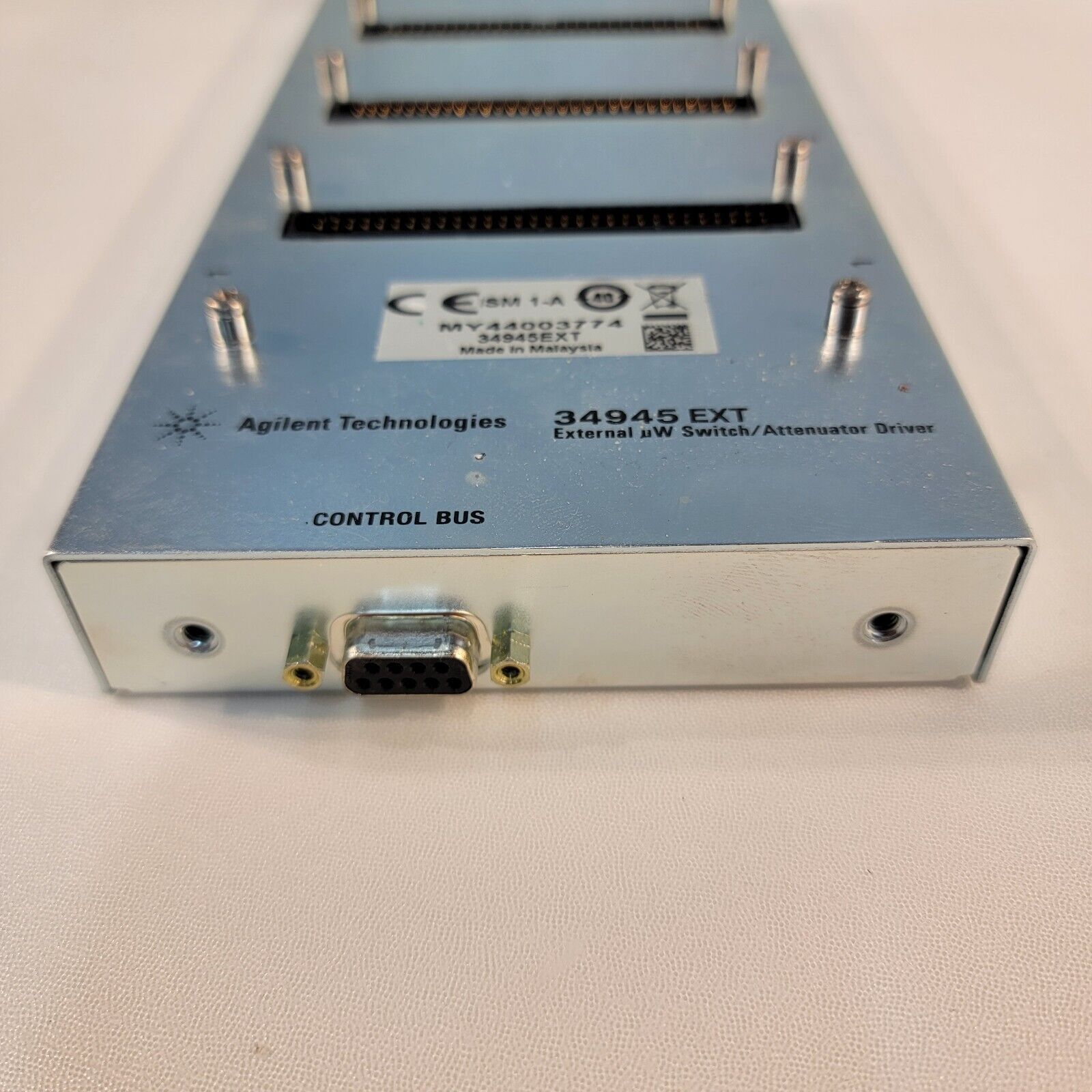 Agilent 34945EXT 34945 EXT External uW Switch / Attenuator Driver 4 Po ...