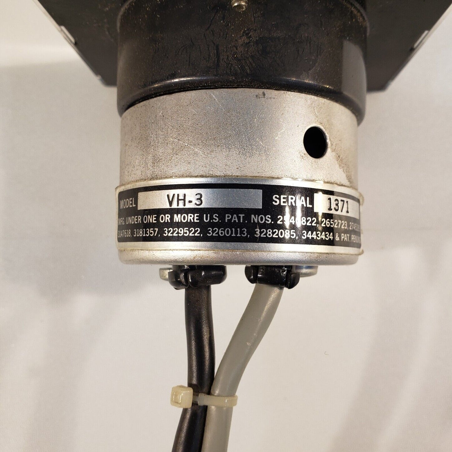 Teledyne Hastings VH-3 Millitorr Vacuum Gauge Uses DV-23 Gauge Tube