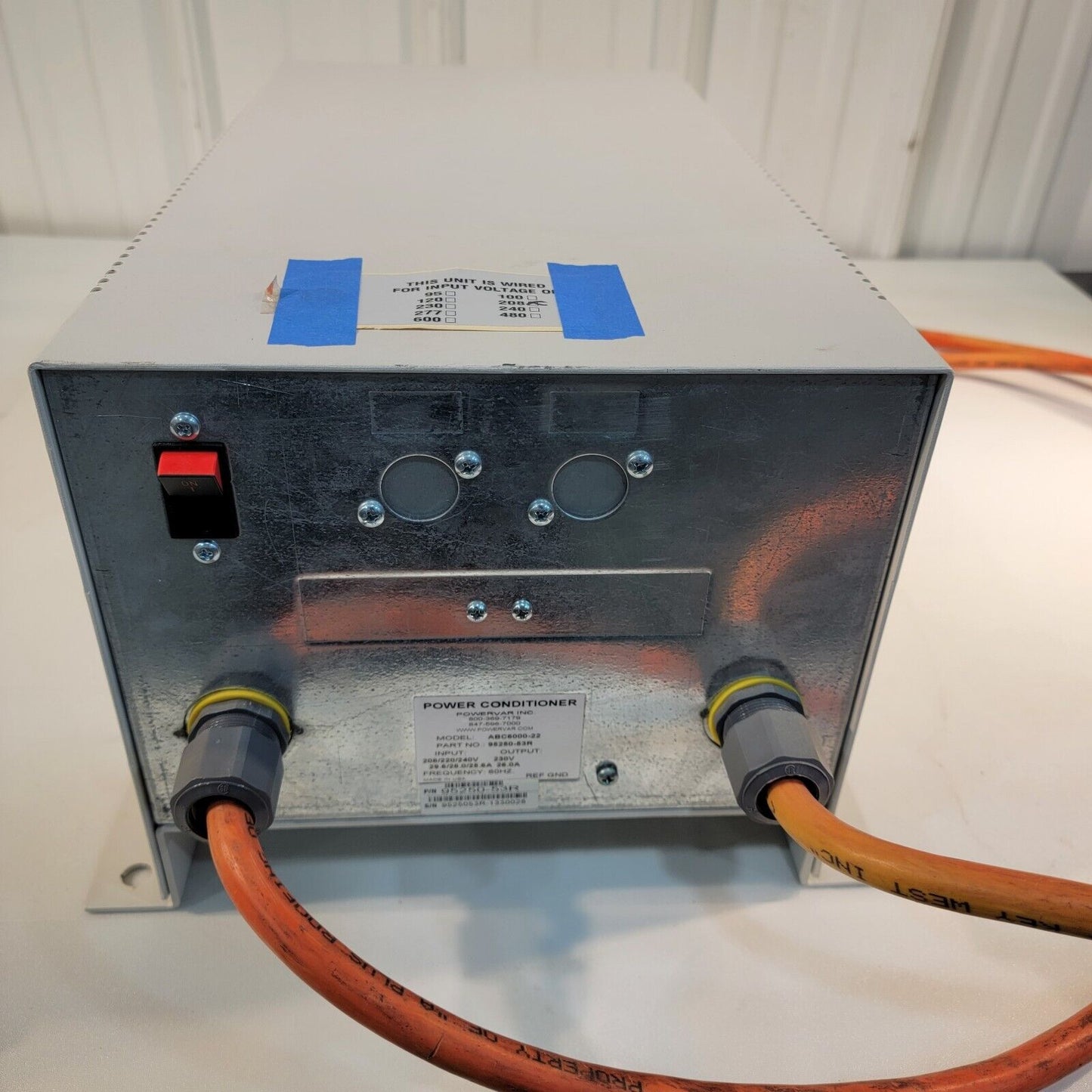 Ametek Powervar Power Conditioner ABC6000-22 P/N 95250-53 208-240v 25A 60Hz